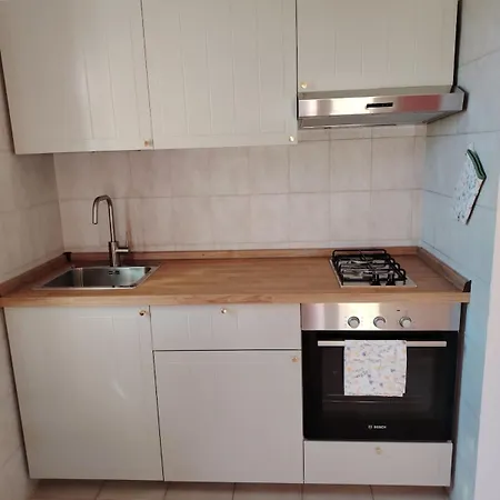 A Vicino Al Mare E Al Paese! Feriehus